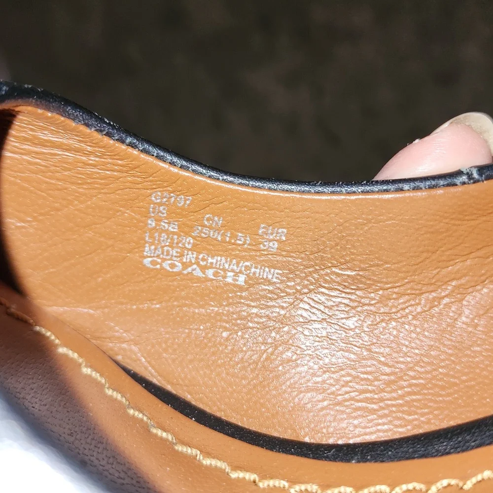 COACH PERFECT BLACK LEATHER EUC PUMPS SIZE 8.5M